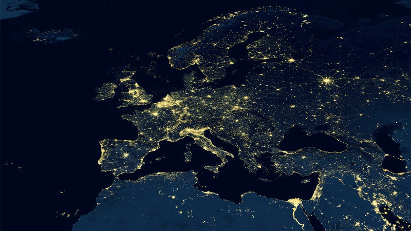 Los eurodiputados rechazan la propuesta de un objetivo más estricto para 2030 en turismos y furgonetas